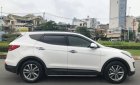 Hyundai Santa Fe SE 3.3 AT AWD 2016 - Bán Santa Fe 2016 CDI máy dầu số tự động 100km 8 lít. Màu trắng, hàng full đủ đồ