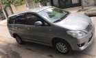 Toyota Innova G 2014 - Mình bán Toyota Innova G 2014 số tự động, màu bạc xe đẹp zin nguyên