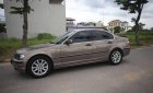 BMW 3 Series 318i 2004 - Bán BMW 3 Series 318i sản xuất 2004, màu nâu, 235 triệu