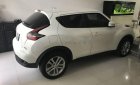 Nissan Juke 2015 - Cần bán gấp Nissan Juke sản xuất năm 2015, màu trắng chính chủ giá cạnh tranh