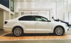 Volkswagen Jetta 2016 - Bán Volkswagen Jetta đời 2017, nhập khẩu nguyên chiếc, giá 899tr, hỗ trợ trả góp ngân hàng 80% giá trị xe lãi suất thấp