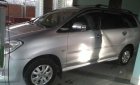 Toyota Innova 2011 - Bán ô tô Toyota Innova năm 2011, màu bạc xe gia đình