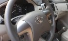 Toyota Innova 2014 - Cần bán Toyota Innova đời 2014, màu bạc, giá tốt