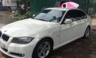 BMW 3 Series 320i 2011 - Cần bán BMW 3 Series 320i 2011, màu trắng