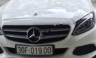 Mercedes-Benz C class C200 2017 - Gia đình tôi cần bán chiếc xe Mercedes C200 màu trắng, đời 2017, đăng ký tháng 2018