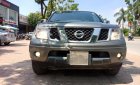 Nissan Navara LE 2.5MT 4WD 2013 - Bán Nissan Navara màu nâu, sx 2013 số sàn, hai cầu, máy dầu