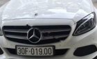 Mercedes-Benz C class C200 2017 - Gia đình tôi cần bán chiếc xe Mercedes C200 màu trắng, đời 2017, đăng ký tháng 2018