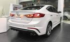 Hyundai Elantra  1.6 Turbo  2018 - Cần bán Hyundai Elantra 1.6 Turbo năm 2018, màu trắng