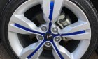 Hyundai Veloster 2011 - Gia đình bán gấp Hyundai Veloster sản xuất năm 2011, màu xanh lam, nhập khẩu nguyên chiếc 
