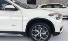 BMW X1 sDriver18i 2018 - Cần bán xe BMW X1 sDriver18i năm sản xuất 2018, màu trắng, xe nhập