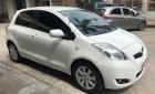 Toyota Yaris 2011 - Cần bán lại xe Toyota Yaris đời 2011, màu trắng, nhập khẩu nguyên chiếc 