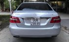 Mercedes-Benz E class 2011 2010 - Bán xe cũ Mercedes 2011 đời 2010, màu bạc, nhập khẩu nguyên chiếc