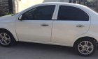 Chevrolet Aveo 2014 - Gia đình cần bán Aveo 2014, số sàn, màu trắng tinh