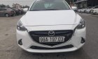 Mazda 2   2016 - Bán ô tô Mazda 2 2016, màu trắng số tự động