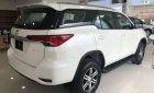 Toyota Fortuner 2.4G 4x2 MT 2018 - Bán Toyota Fortuner 2.4G 4x2 MT sản xuất 2018, màu trắng, nhập khẩu