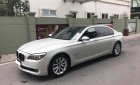 BMW 7 Series 750Li 2010 - Cần bán xe BMW 750Li 2010 màu trắng nhập Đức, xe nữ chạy kĩ