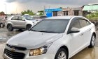 Chevrolet Cruze 1.6MT 2016 - Bán ô tô Chevrolet Cruze 1.6MT năm sản xuất 2016, màu trắng, giá tốt