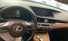 Lexus ES 250 2016 - Bán Lexus ES250 2016 model 2019 mới chạy hết rốt-đa như mới trong hãng ra