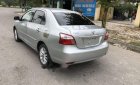 Toyota Vios  E   2010 - Bán xe Toyota Vios E năm 2010, màu bạc, xe gia đình