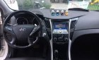 Hyundai Sonata 2010 - Bán Hyundai Sonata năm 2010, màu trắng, nhập khẩu nguyên chiếc chính chủ, 555 triệu