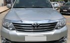 Toyota Fortuner 4x4 V 2015 - Cần bán xe Fortuner 2015 máy xăng tự động, gia đình sử dụng