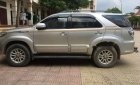 Toyota Fortuner 2014 - Cần bán xe Fortuner đời 2014, máy xăng, số tự động