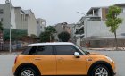 Mini Cooper G 2016 - Cần bán gấp trả nợ xe Mini Cooper đời 2016, màu vàng, tự động full option
