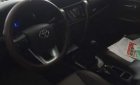 Toyota Fortuner 2.7MT 2017 - Cần bán gấp Toyota Fortuner 2.7MT sản xuất 2017, màu bạc đã đi 32000km