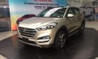 Hyundai Tucson  2.0AT 2018 - Bán ô tô Hyundai Tucson đời 2018, màu vàng giá tốt