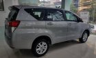 Toyota Innova 2.0G 2018 - Cần bán xe Toyota Innova 2.0G năm sản xuất 2018, màu bạc