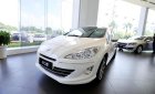 Peugeot 408 2018 - Bán Peugeot 408 sản xuất 2018, màu trắng, xe có sẵn, giao xe tận nhà, hỗ trợ ngân hàng 80%