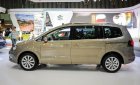 Volkswagen Sharan 2018 - Bán xe Sharan 2.0 Turbo 7 chỗ, màu vàng cát lạ, đôc nhập Đức, giá tốt