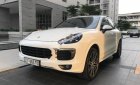 Porsche Cayenne 2016 - Cần bán Porsche Cayenne năm sản xuất 2016, màu trắng, nhập khẩu như mới