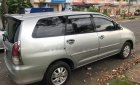 Toyota Innova 2010 - Bán Toyota Innova sản xuất năm 2010, xe gia đình sử dụng còn rất mới