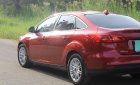 Ford Focus Titanium 2016 - Cần bán gấp Ford Focus Titanium đời 2016, màu đỏ, 678 triệu