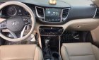 Hyundai Tucson   Turbo  2017 - Cần bán Hyundai Tucson Turbo sản xuất năm 2017, màu nâu số tự động