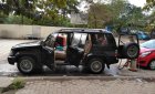 Isuzu Trooper LX 2002 - Cần bán Isuzu Trooper LX sản xuất 2002, màu đen, nhập khẩu nguyên chiếc