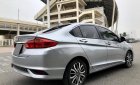 Honda City AT 2018 - Bán Honda City tự động đk 3/18, màu bạc, xe đi 6000 km như mới