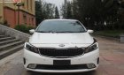 Kia Cerato 2.0 2017 - Bán xe cũ Kia Cerato 2.0 sản xuất năm 2017, màu trắng như mới