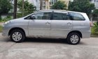 Toyota Innova G 2010 - Cần bán Toyota Innova G sản xuất năm 2010, màu bạc xe gia đình