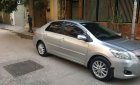 Toyota Vios 1.5E 2011 - Cần bán Toyota Vios 1.5E năm sản xuất 2011, màu bạc xe gia đình giá cạnh tranh