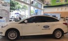 Ford Focus Titanium 1.5L 2018 - Bán Ford Focus Titanium 1.5L năm sản xuất 2018, màu trắng giá cạnh tranh