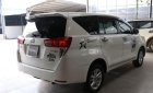 Toyota Innova E 2.0MT 2016 - Bán ô tô Toyota Innova 2.0MT 2016, màu trắng, giá chỉ 688 triệu