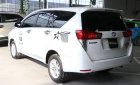 Toyota Innova E 2.0MT 2016 - Bán ô tô Toyota Innova 2.0MT 2016, màu trắng, giá chỉ 688 triệu