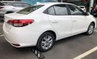 Toyota Vios  E   2018 - Cần bán Toyota Vios E 2018, màu trắng, tặng 2 năm bảo hiểm, trả góp 100tr