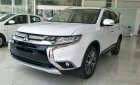 Mitsubishi Outlander 2018 - Bán ô tô Mitsubishi Outlander sản xuất năm 2018, hỗ trợ trả góp, có xe giao ngay, LH 0985598257 ép giá