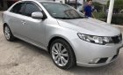 Kia Forte 2011 - Cần bán lại xe Kia Forte đời 2011 màu bạc, giá 330tr