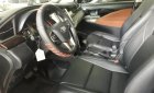 Toyota Innova 2.0G 2018 - Cần bán lại xe Toyota Innova 2.0G đời 2018, màu xám