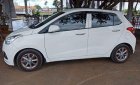 Hyundai Grand i10    2016 - Bán Hyundai Grand i10 năm sản xuất 2016, màu trắng, nhập khẩu Hàn Quốc chính chủ