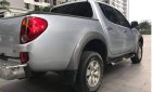 Mitsubishi Triton GLS 2.5MT 4x4 2010 - Bán gấp Mitsubishi Triton GLS 2.5MT 4x4 đời 2010, màu bạc chính chủ